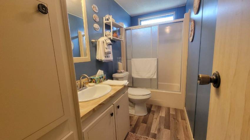 84 Emerald Dr. East a Dundee, FL Mobile or Manufactured Home for Sale